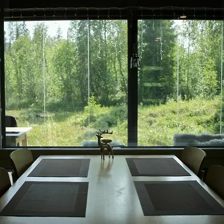 Semesterbostad Modern Terraced House *