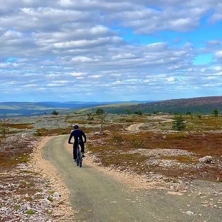 Semesterbostad Modern House Ski-in-out *